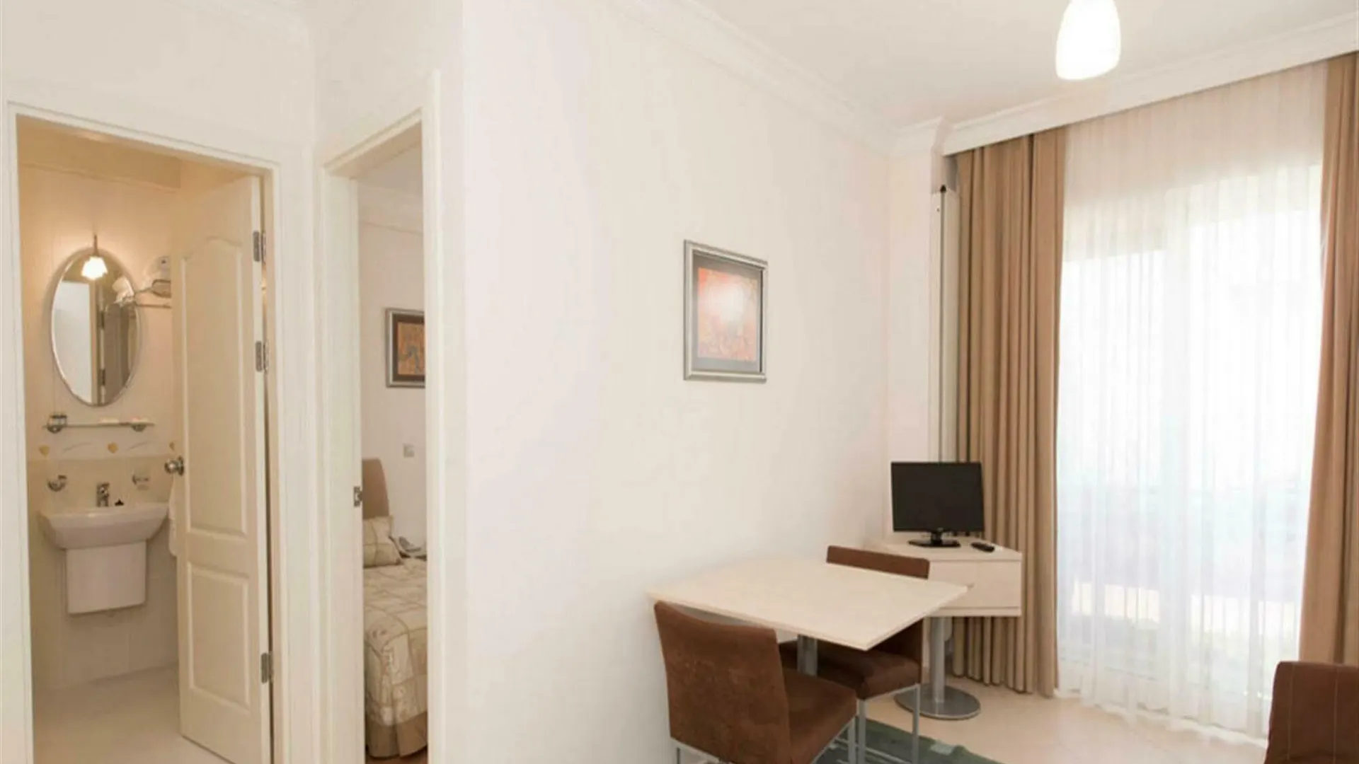 Kamer Exclusive Hotel & Suites Cesme 3*,  Turkey